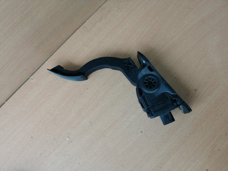 Педаль, 3000 рублей, Красноярск