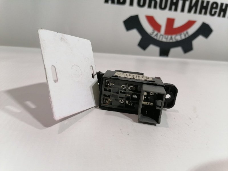 Кнопка стеклоподъемника, 500 рублей, Красноярск