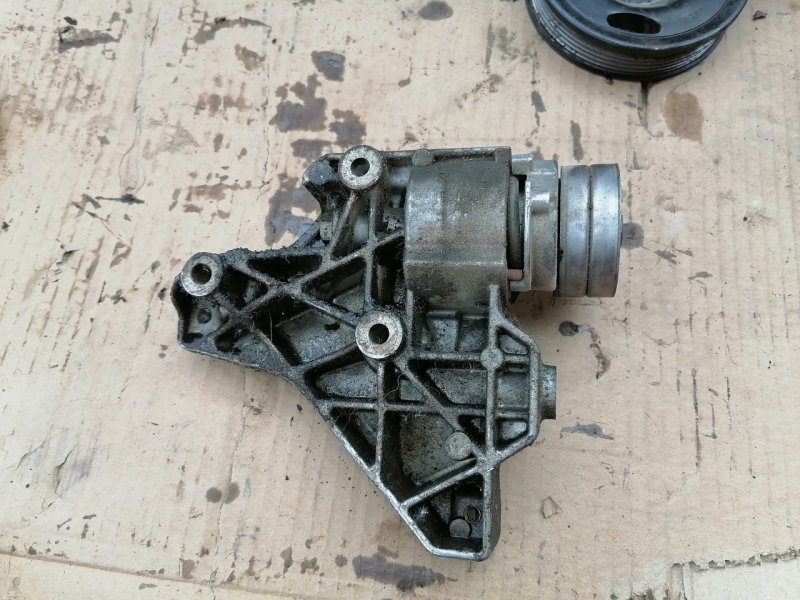 Кронштейн, 2000 рублей, Красноярск