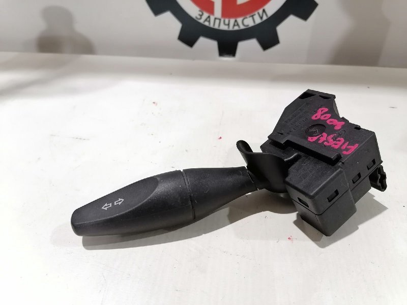 Переключатели подрулевые, 1000 рублей, Красноярск