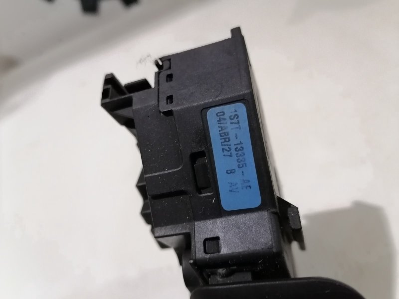 Переключатели подрулевые, 1000 рублей, Красноярск