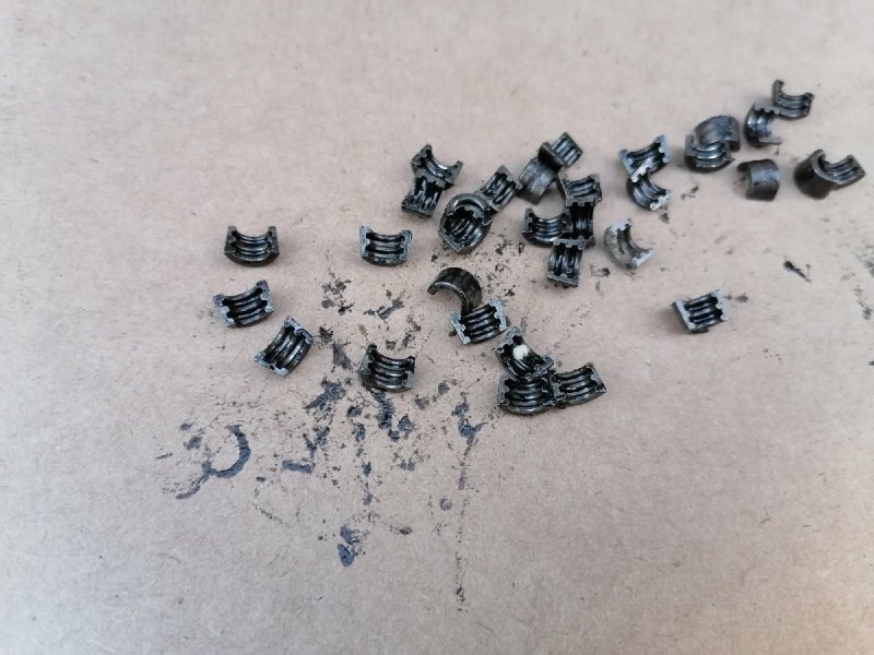 Сухарь клапана, 50 рублей, Красноярск