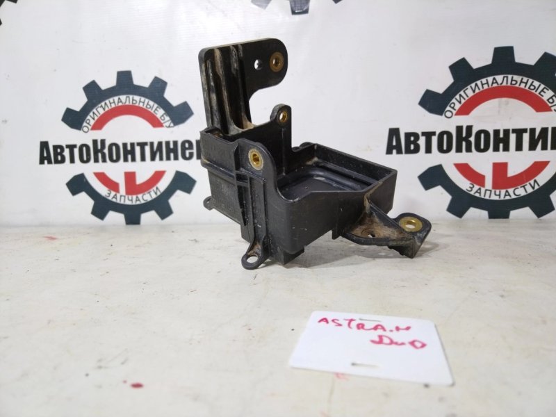 Кронштейн, 800 рублей, Красноярск