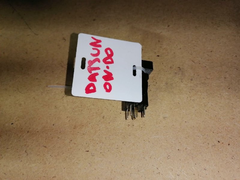 Кнопки в салон, 100 рублей, Красноярск