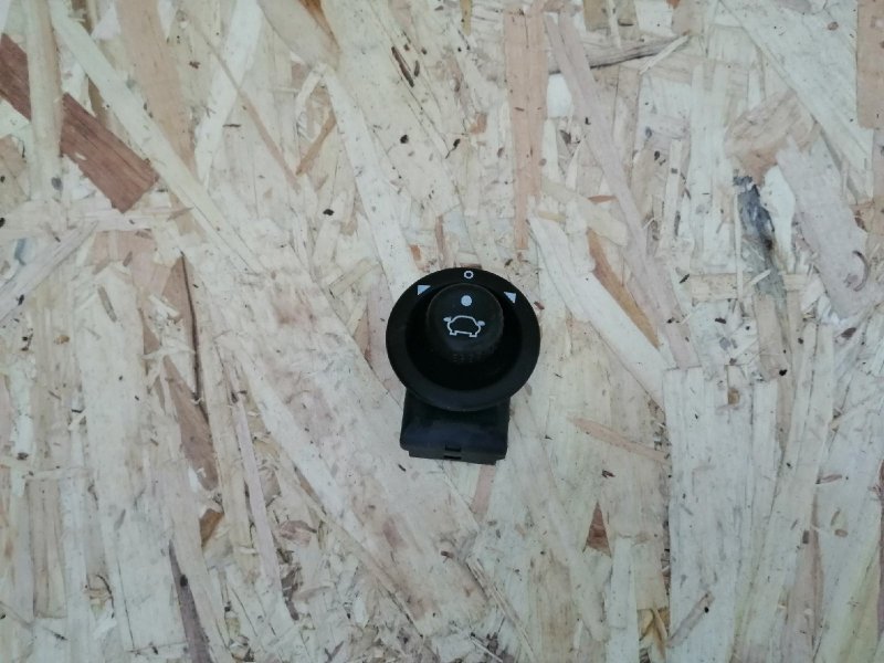 Блок управления зеркалами, 500 рублей, Красноярск