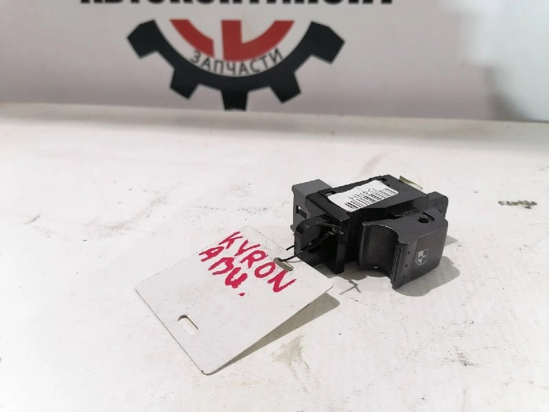 Кнопка стеклоподъемника, 500 рублей, Красноярск