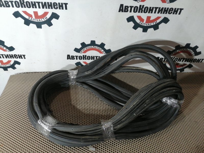 Уплотнительная резинка боковой двери, 1500 рублей, Красноярск