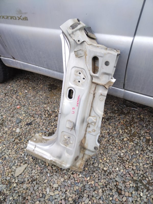 Стойка кузова, 2000 рублей, Красноярск