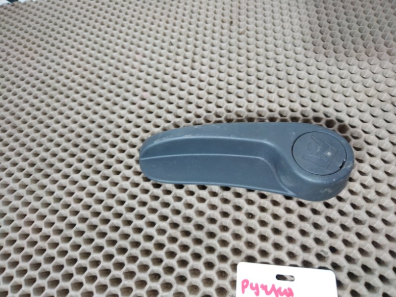 Ручка сиденья, 500 рублей, Красноярск