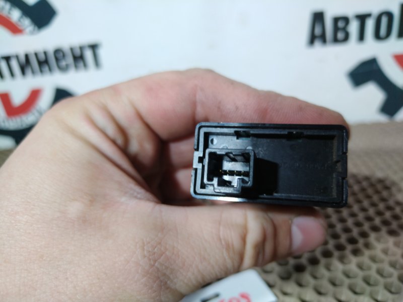 Кнопки в салон, 500 рублей, Красноярск