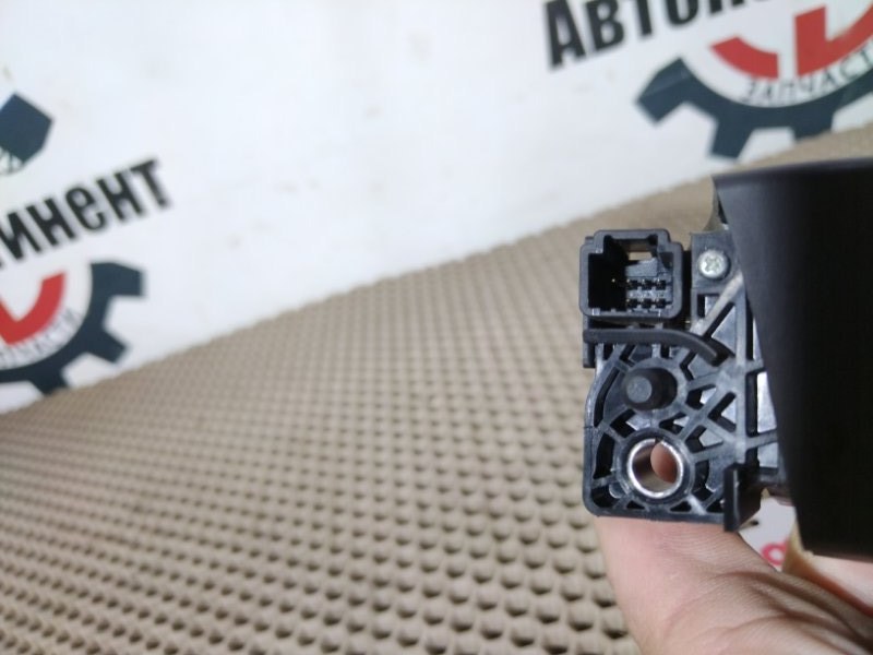 Переключатели подрулевые, 1000 рублей, Красноярск