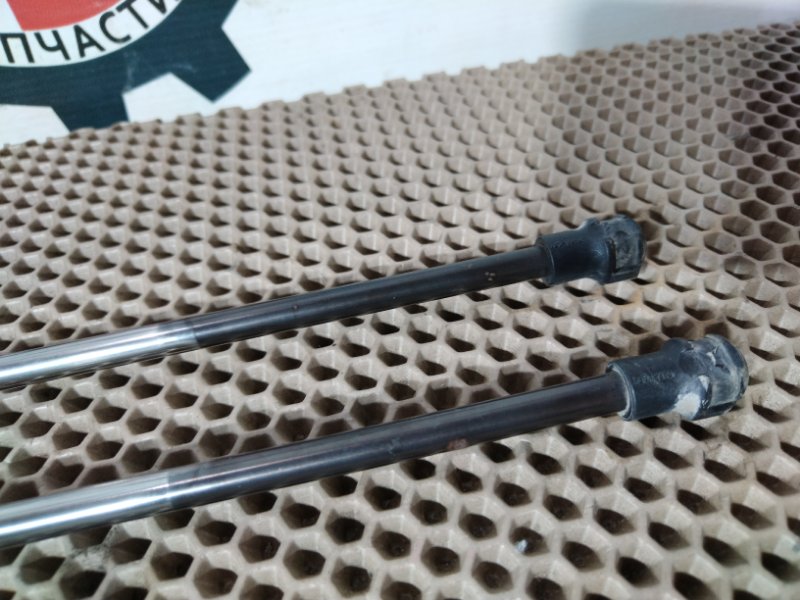 Амортизатор багажника, 900 рублей, Красноярск