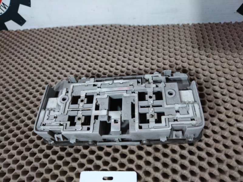 Плафон салона, 1000 рублей, Красноярск