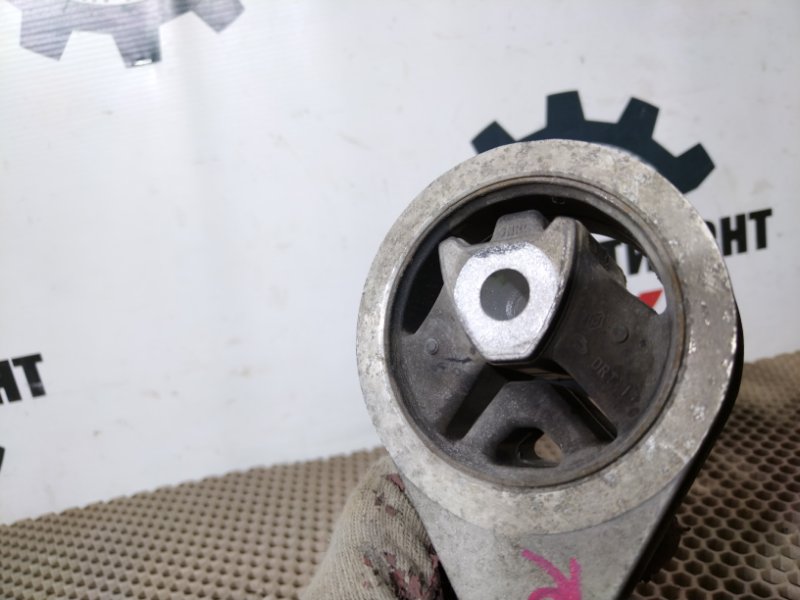 Подушка двигателя, 800 рублей, Красноярск