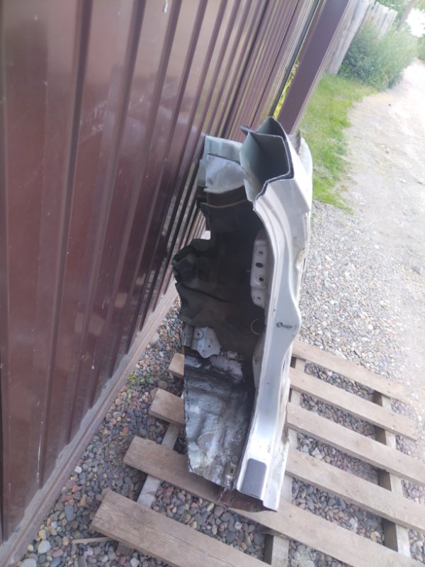 Стойка кузова, 2000 рублей, Красноярск