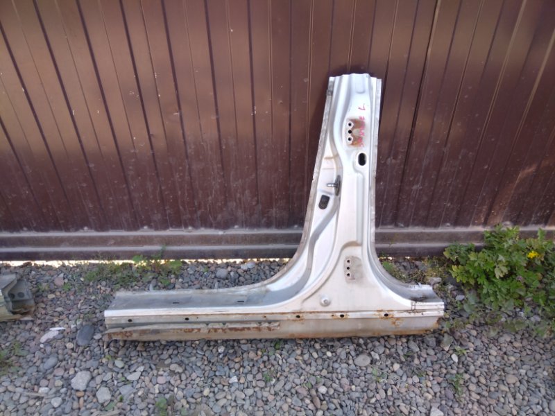 Стойка кузова, 2000 рублей, Красноярск