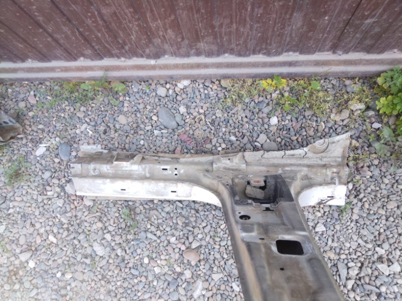 Стойка кузова, 2000 рублей, Красноярск