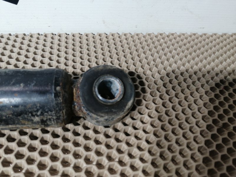 Амортизатор, 2000 рублей, Красноярск