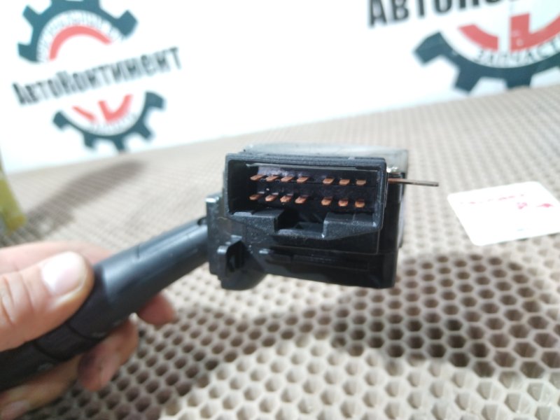 Переключатели подрулевые, 1000 рублей, Красноярск