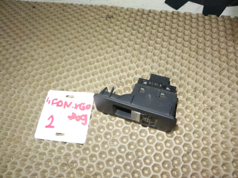 Кнопка стеклоподъемника, 400 рублей, Красноярск