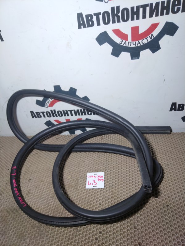 Уплотнительная резинка боковой двери, 1000 рублей, Красноярск