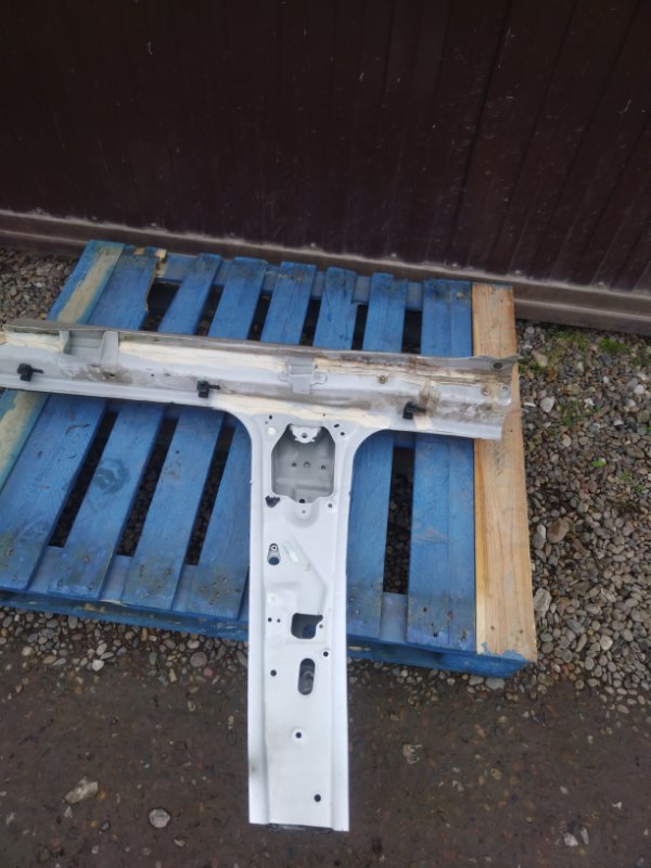 Стойка кузова, 2000 рублей, Красноярск