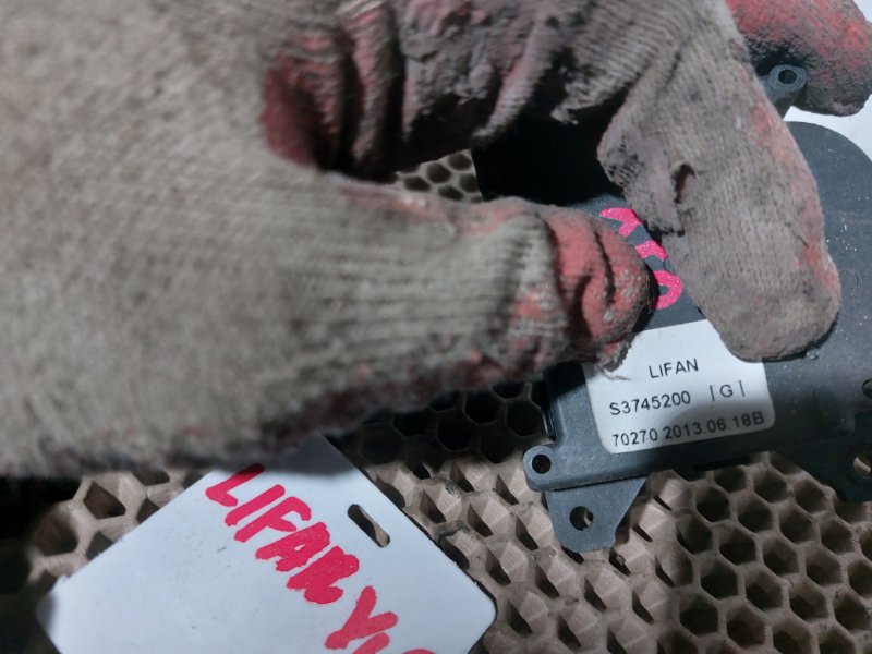 Привод заслонок отопителя, 500 рублей, Красноярск