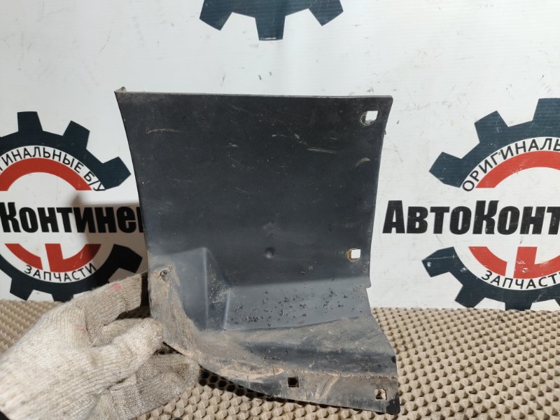 Подкрылок, 700 рублей, Красноярск