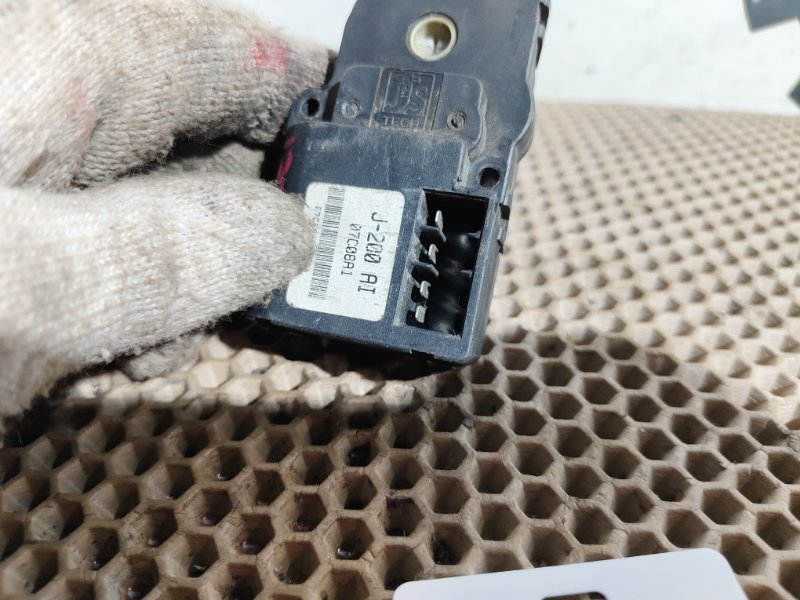 Привод заслонок отопителя, 1000 рублей, Красноярск