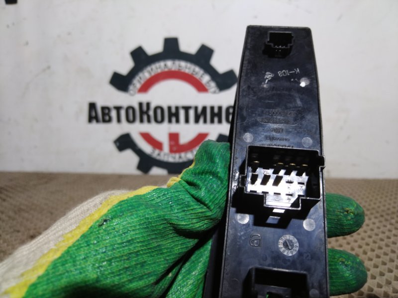 Блок управления стеклоподъемниками, 2000 рублей, Красноярск