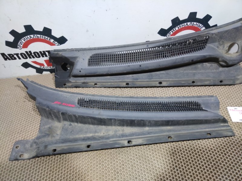 Решетка под лобовое стекло, 2000 рублей, Красноярск