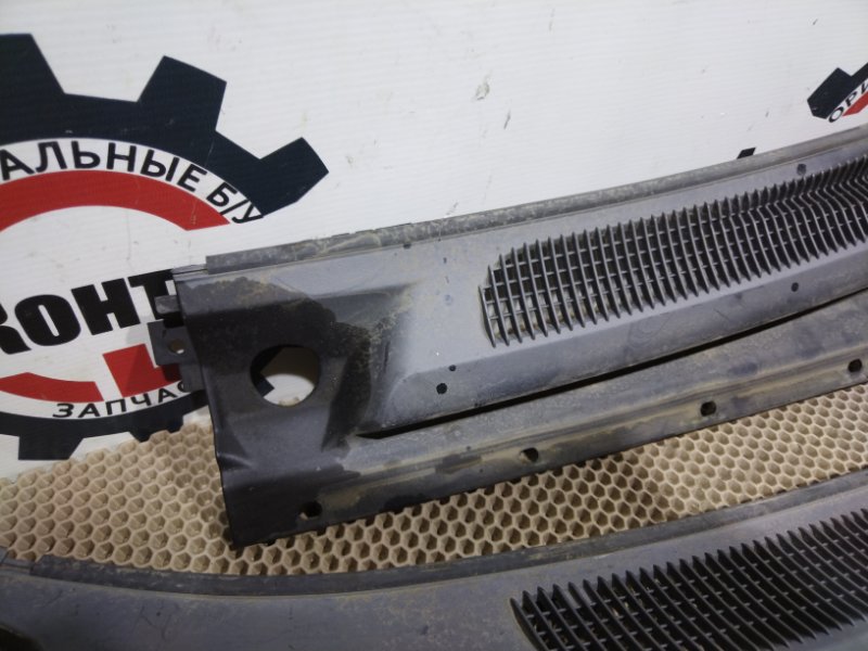 Решетка под лобовое стекло, 2000 рублей, Красноярск