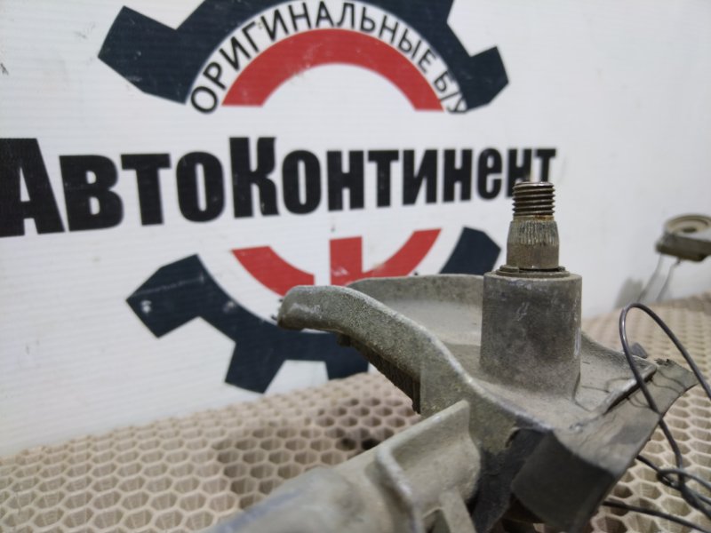 Трапеция дворников, 2000 рублей, Красноярск