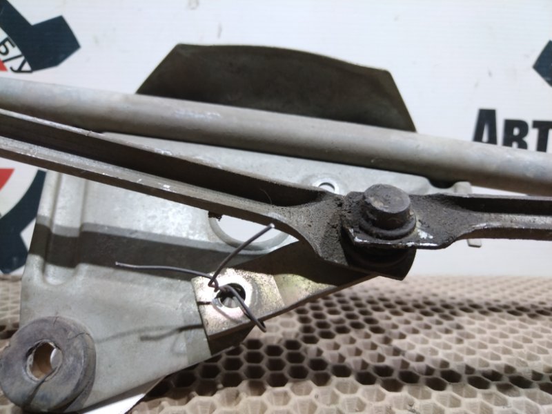 Трапеция дворников, 2000 рублей, Красноярск