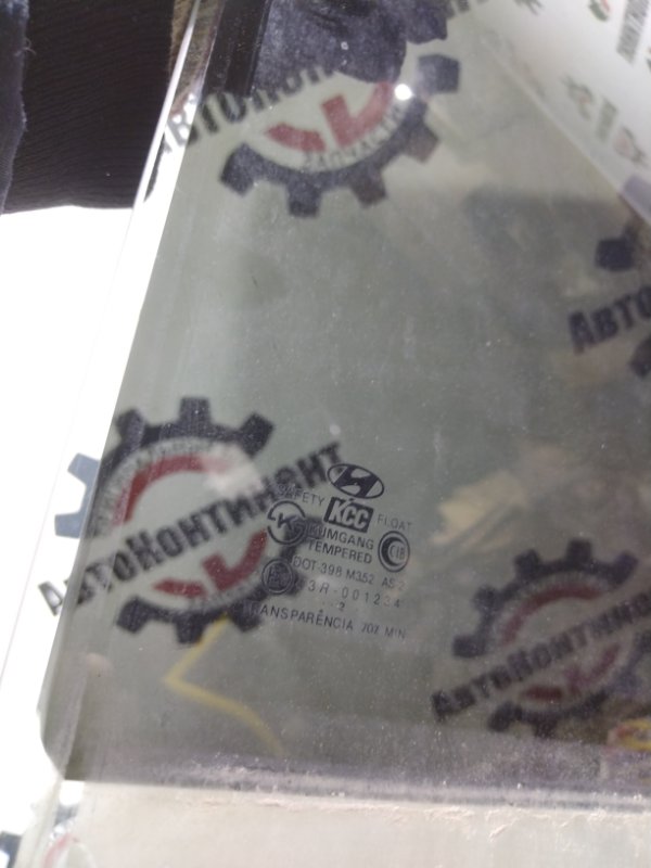 Стекло боковое, 3000 рублей, Красноярск