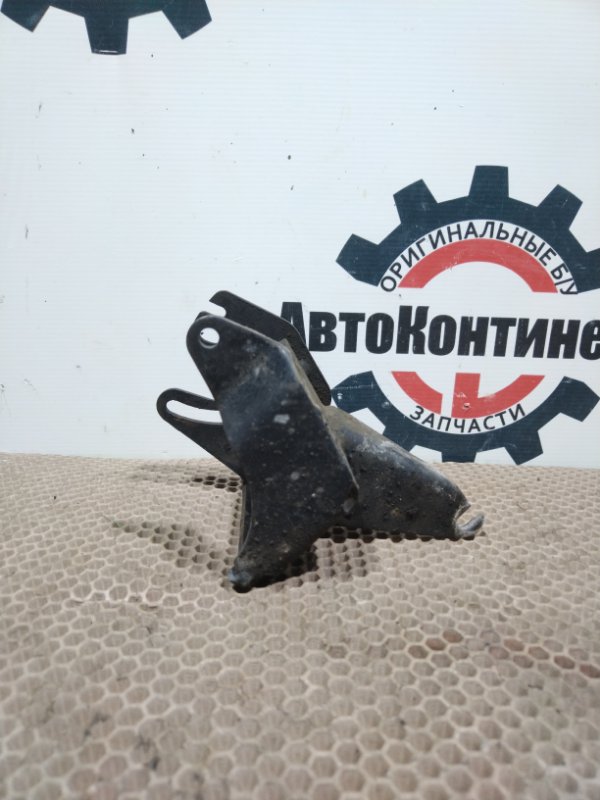 Кронштейн, 600 рублей, Красноярск