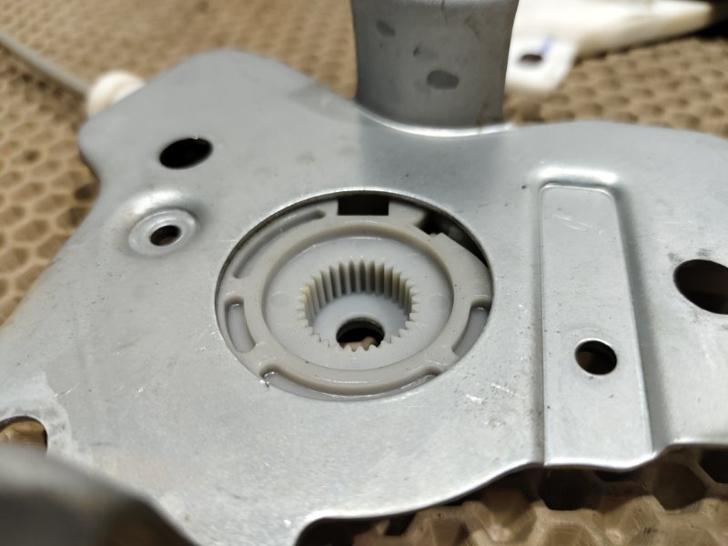 Стеклоподъемник, 2000 рублей, Красноярск