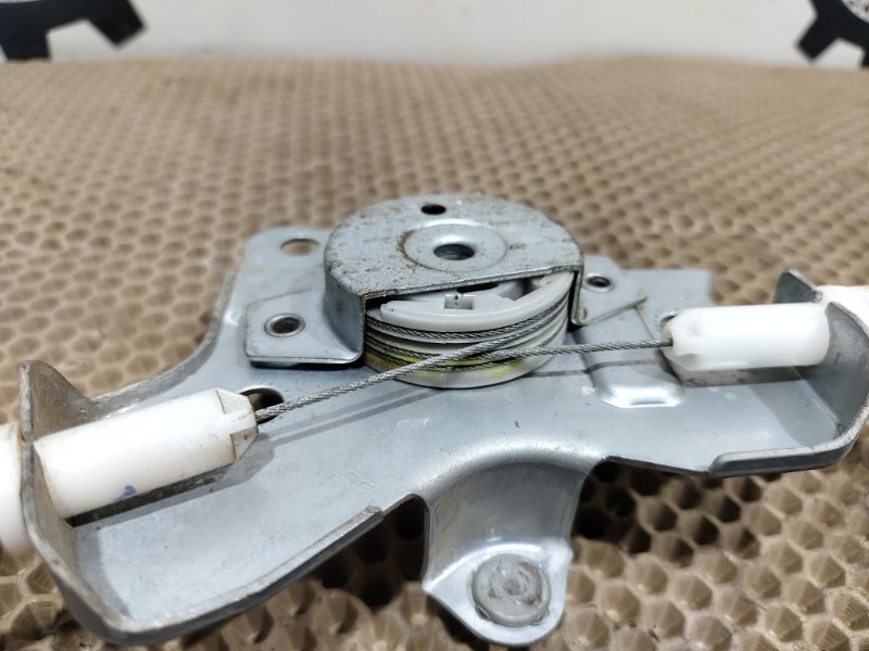 Стеклоподъемник, 2000 рублей, Красноярск