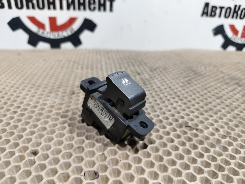 Кнопка стеклоподъемника, 500 рублей, Красноярск