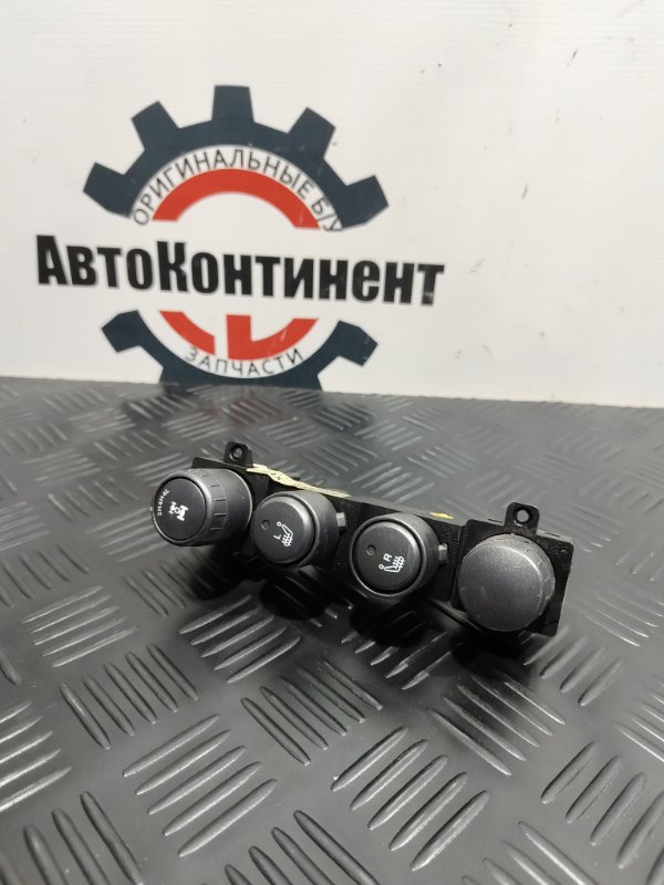 Кнопки в салон, 1000 рублей, Красноярск