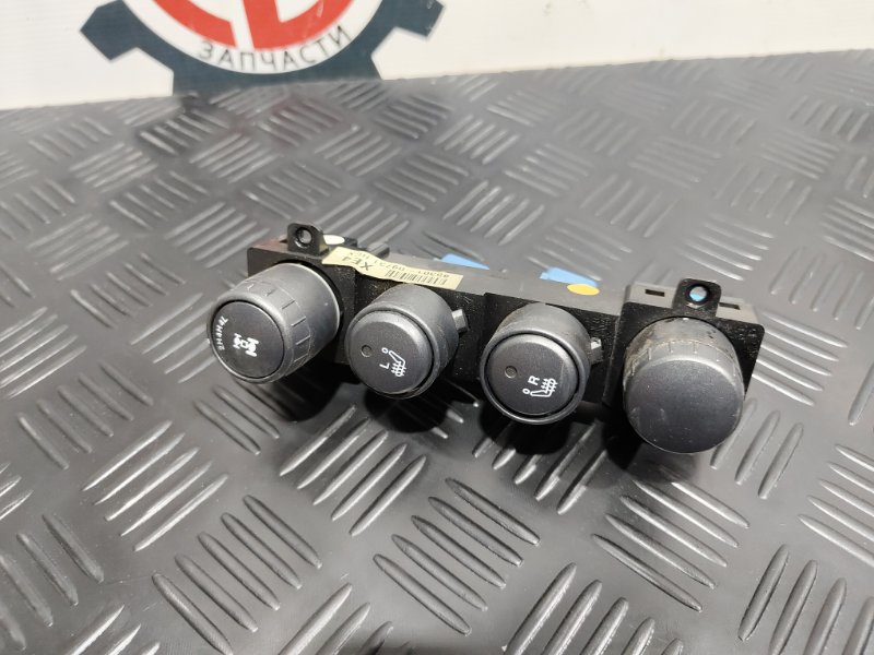 Кнопки в салон, 1000 рублей, Красноярск