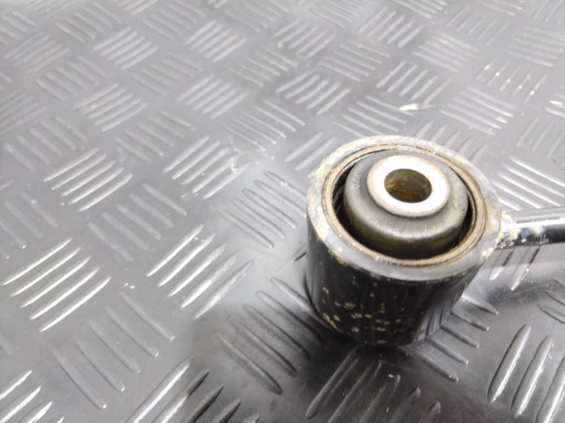 Тяга задняя, 1000 рублей, Красноярск