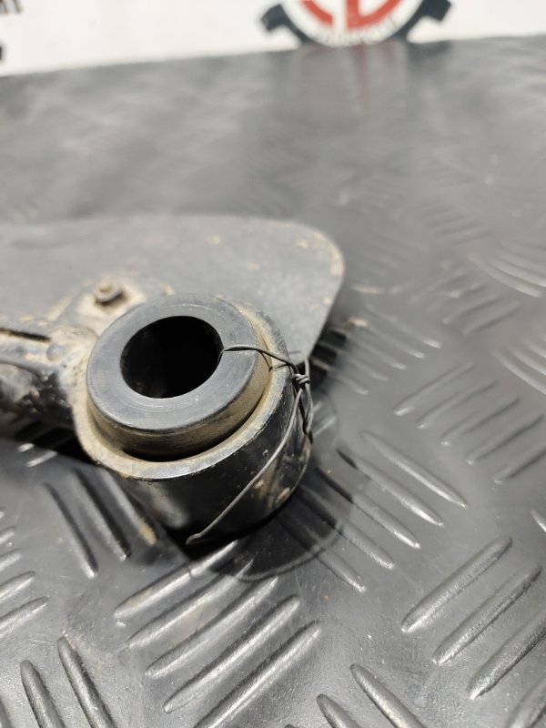 Тяга задняя, 1000 рублей, Красноярск