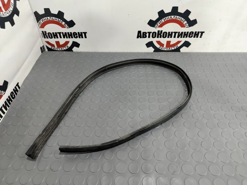 уплотнительная резинка решетки под лобовое сткло, 1000 рублей, Красноярск