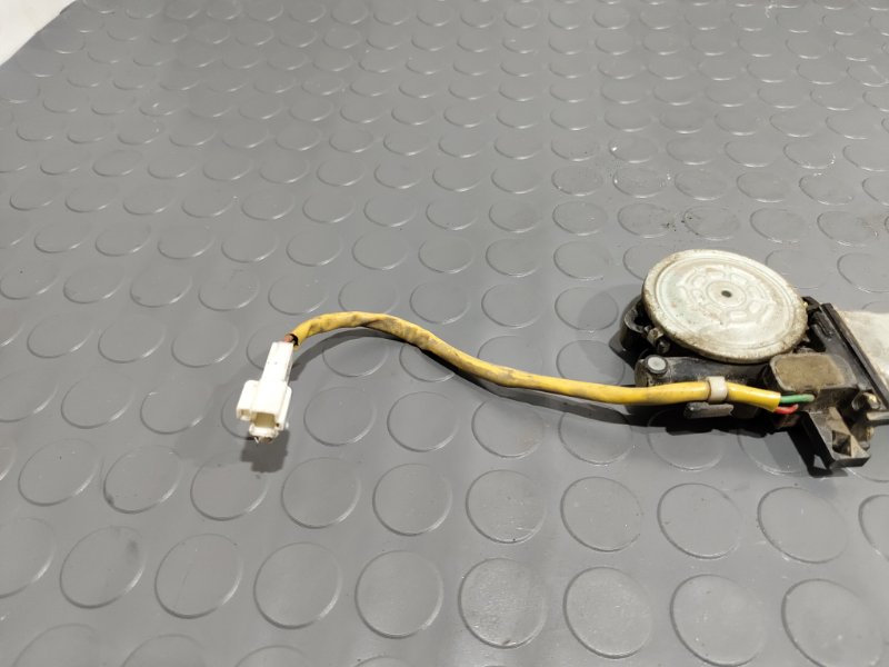 Стеклоподъемник, 500 рублей, Красноярск