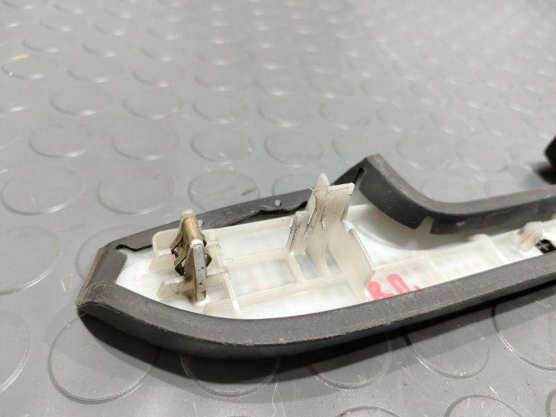 Подлокотник, 500 рублей, Красноярск