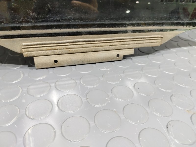 Стекло боковое, 1500 рублей, Красноярск