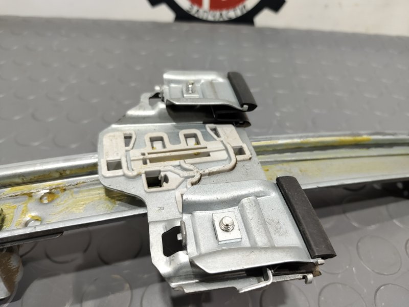 Стеклоподъемник, 1000 рублей, Красноярск