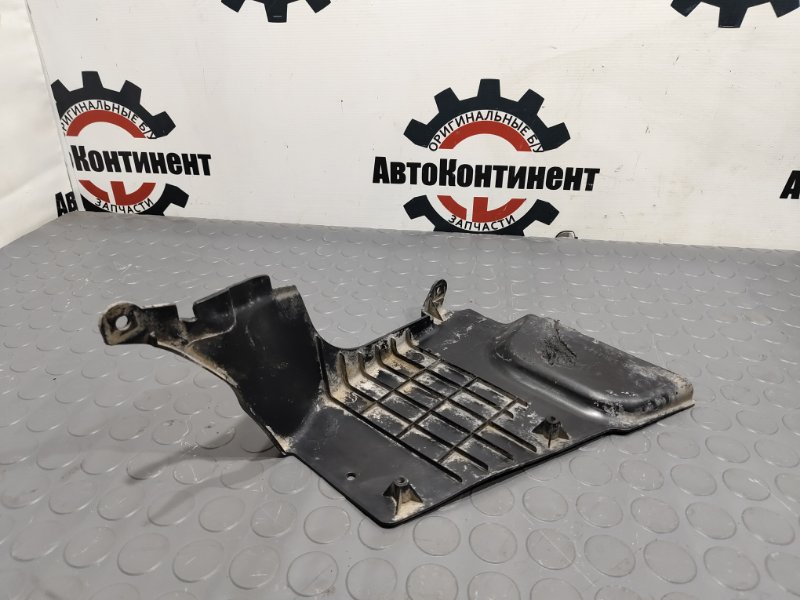 Подкрылок, 500 рублей, Красноярск