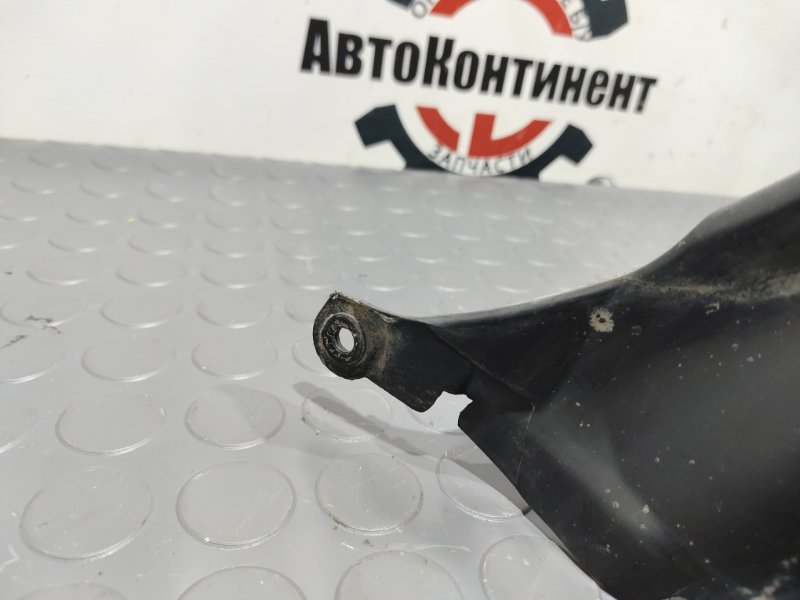 Подкрылок, 500 рублей, Красноярск